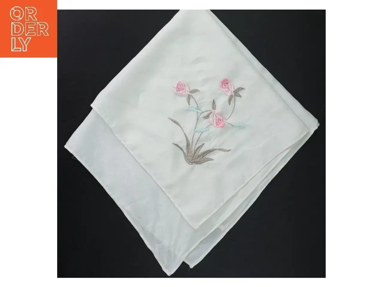 Billede 1 - Broderet dug (str. 49x49 cm)