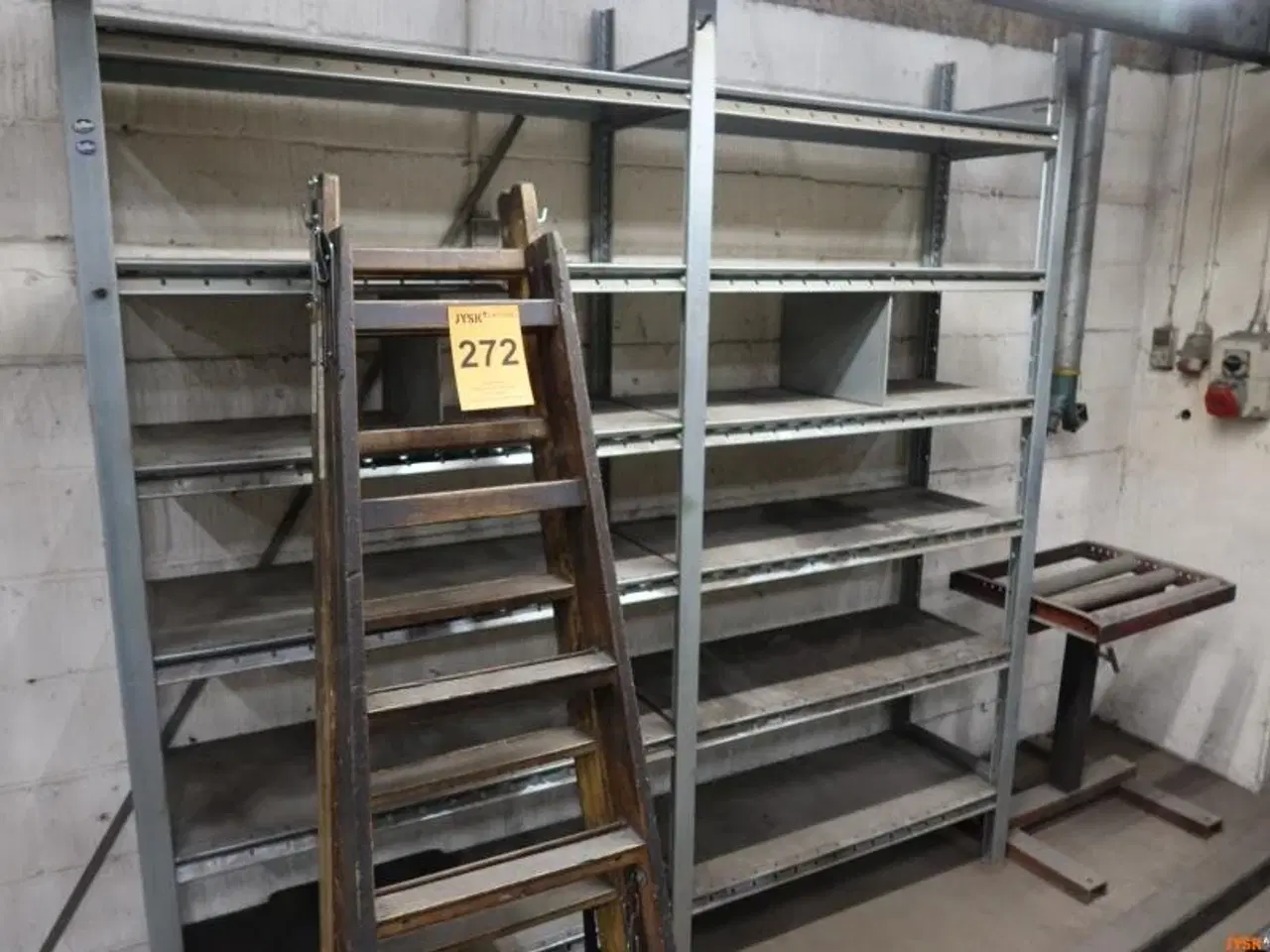 Billede 1 - PARTI med reol,