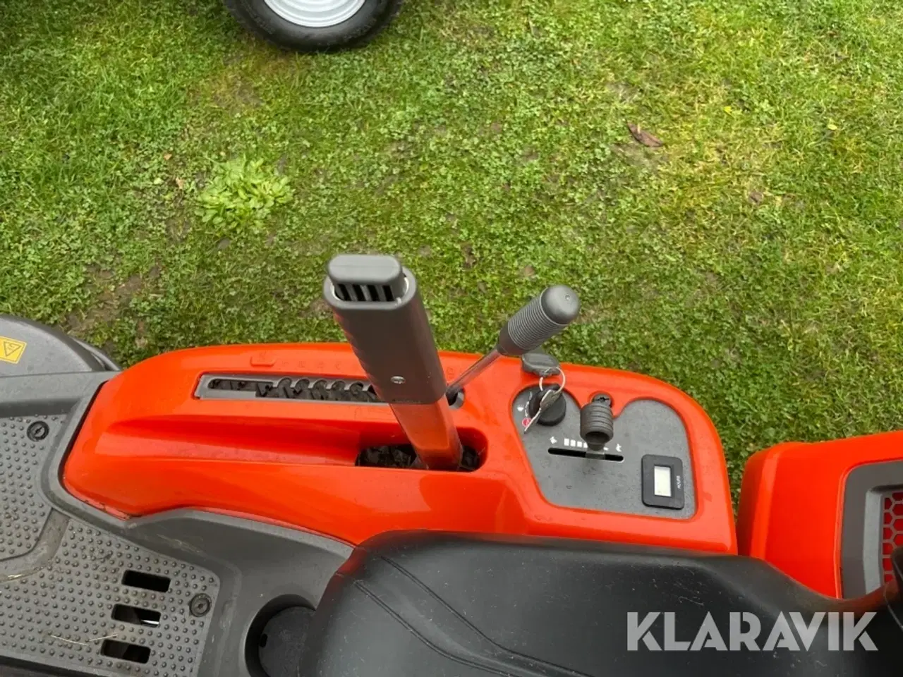 Billede 11 - Græsslåmaskine Husqvarna R216T AWD