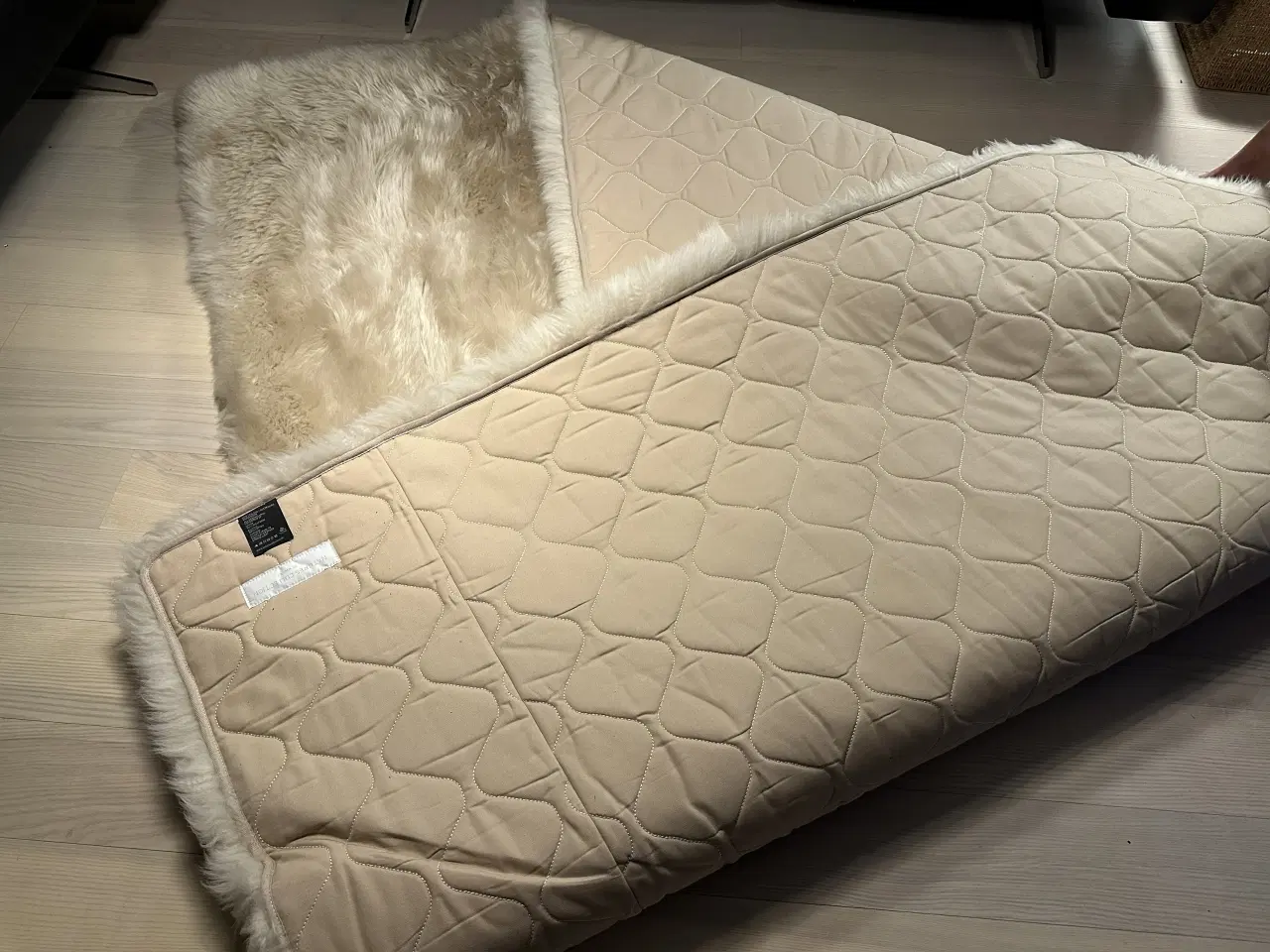 Billede 5 - Designergulvtæppe langhåret New Zealand lam