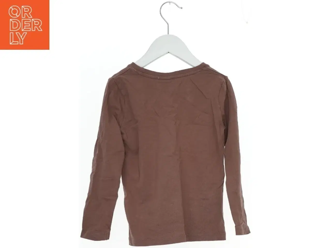 Billede 2 - Langærmet brun bluse med fuglemotiv fra Name It (str. 110)