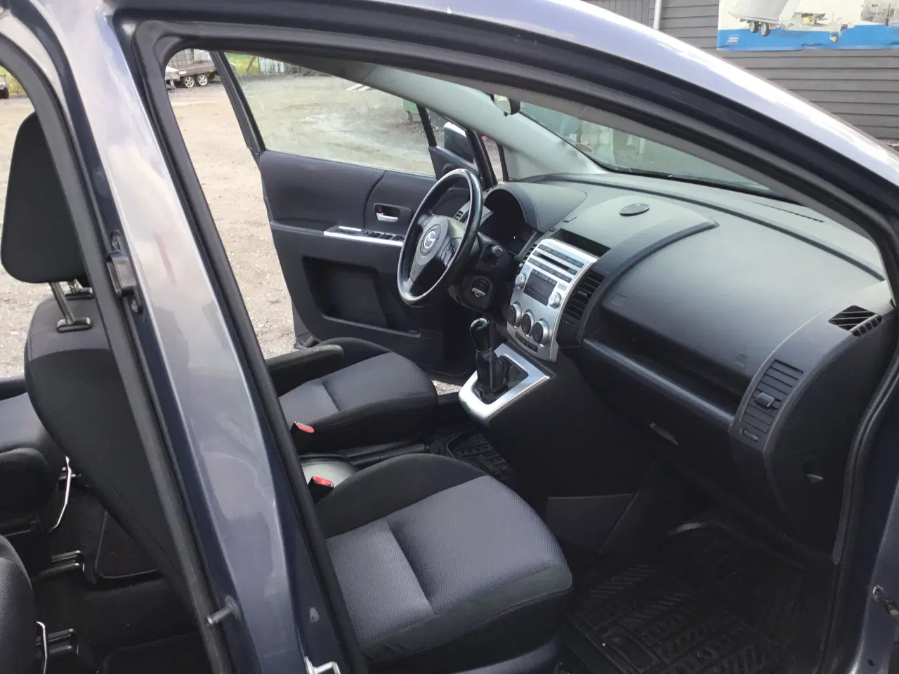 Billede 9 - Mazda 5 2.0 bezin 7 personers. Træk 1500 kg 
