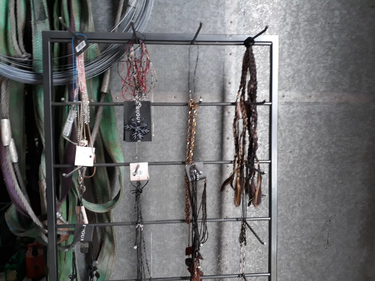 Billede 14 - 140.000 stk. Børne , Dame og Here smykker.