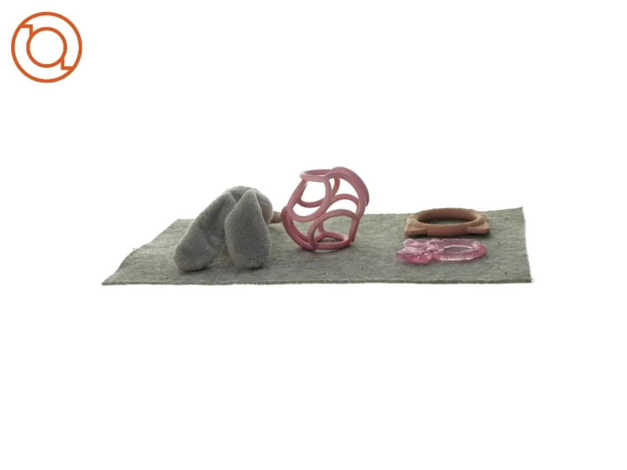 Billede 2 - Babylegetøj (str. 10 x 10 og 9 x 7cm)