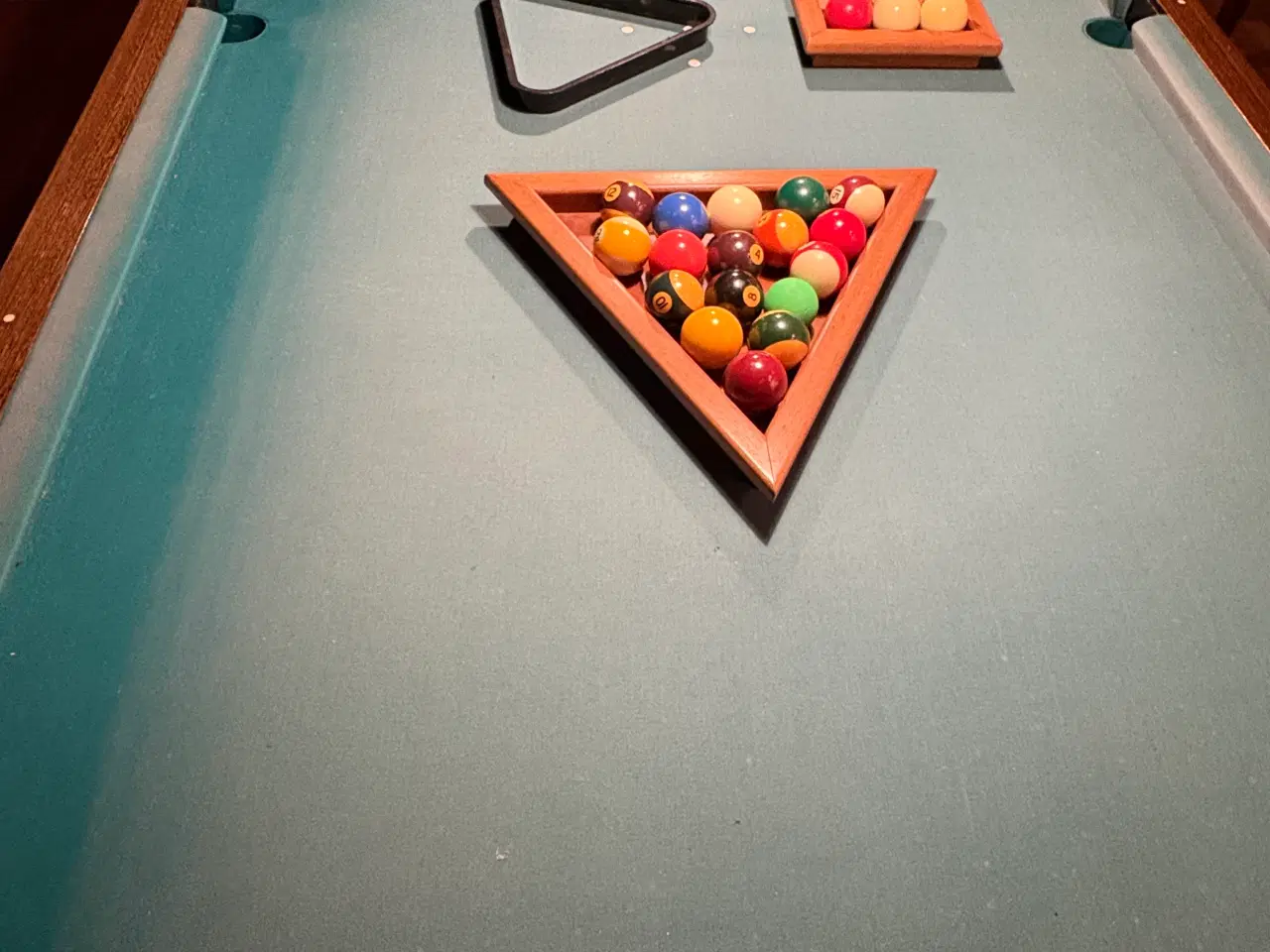 Billede 8 - Komplet billardbord inkl. lamper og alt tilbehør