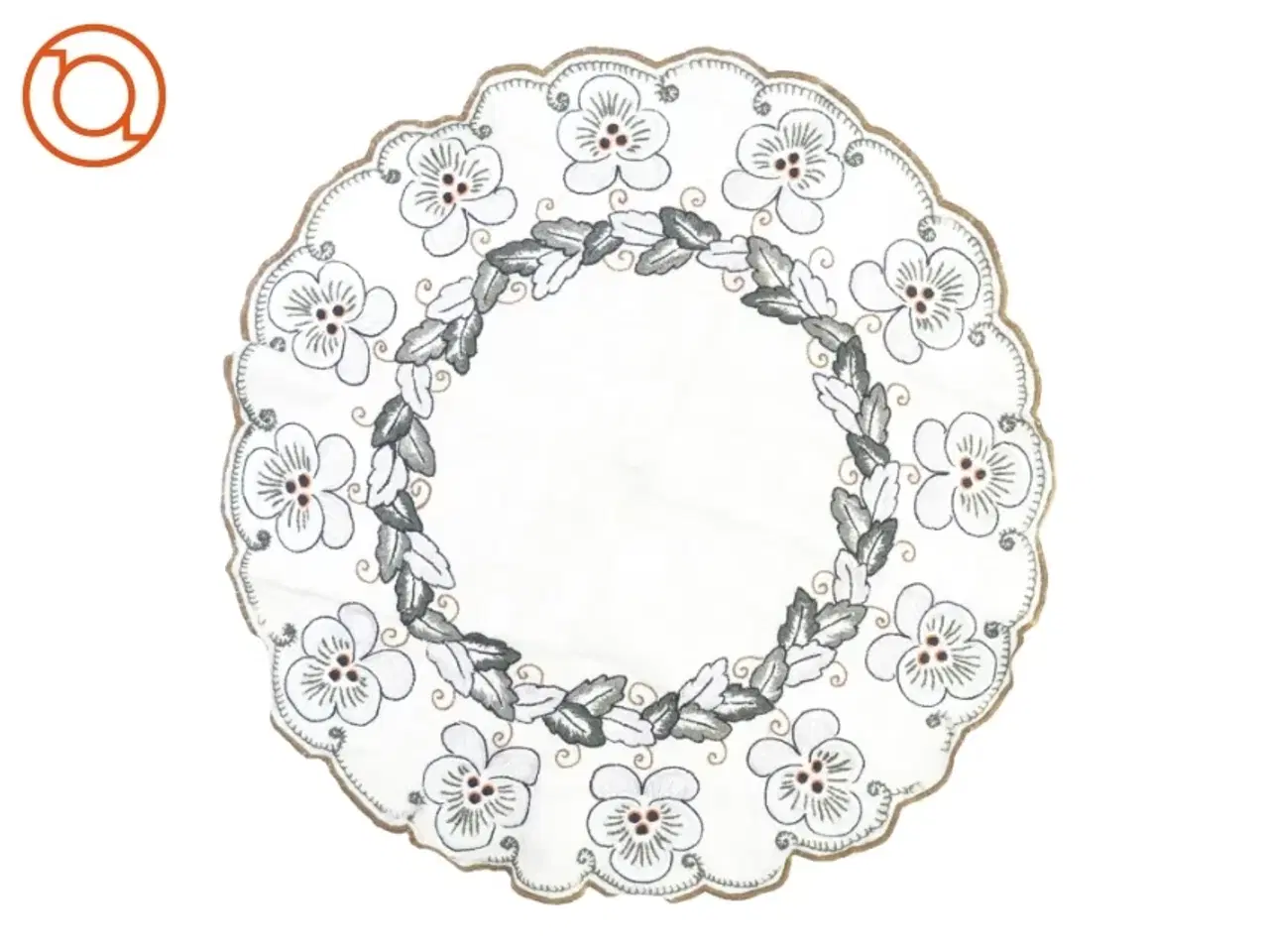 Billede 1 - Dug med broderi (str. 70 cm)