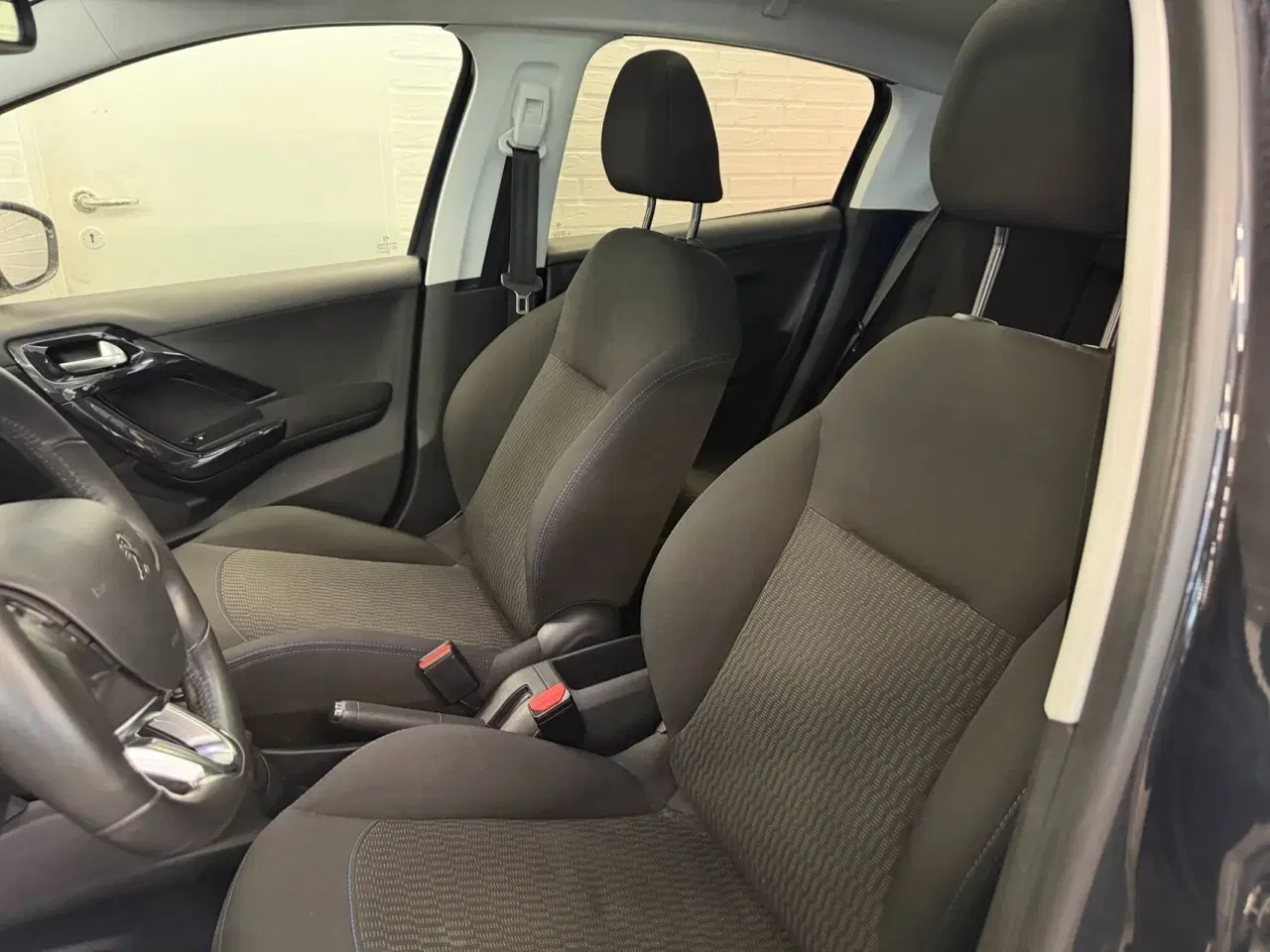 Billede 6 - Peugeot 208 1,5 BlueHDi Signature+ 100HK 5d