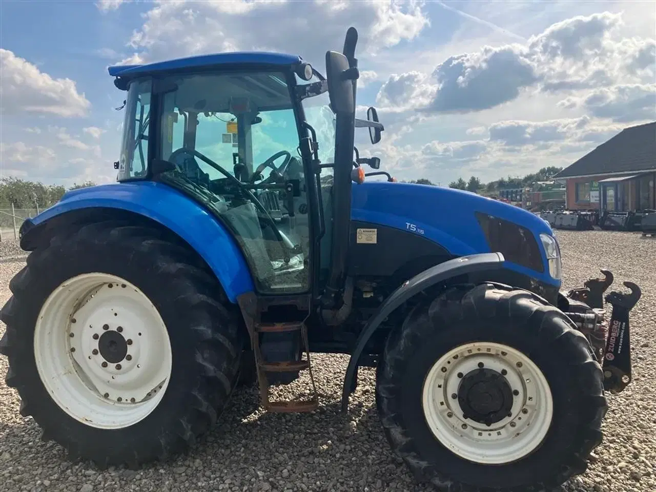 Billede 7 - New Holland T5.115 kun 3300 timer. frontlift