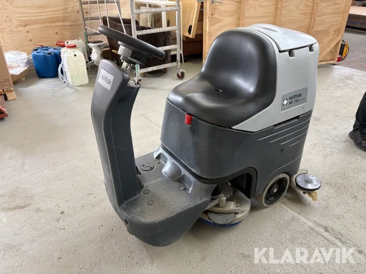 Billede 1 - Gulvvasker Nilfisk BR 752 ride-on scrubber-dryer