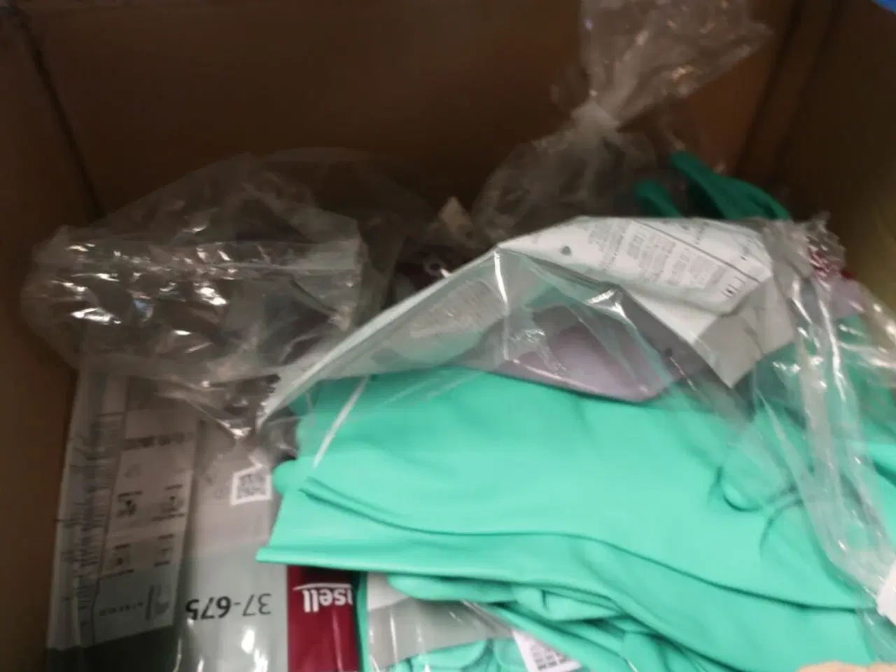Billede 6 - Arbejdshandsker m.v. (se billeder)