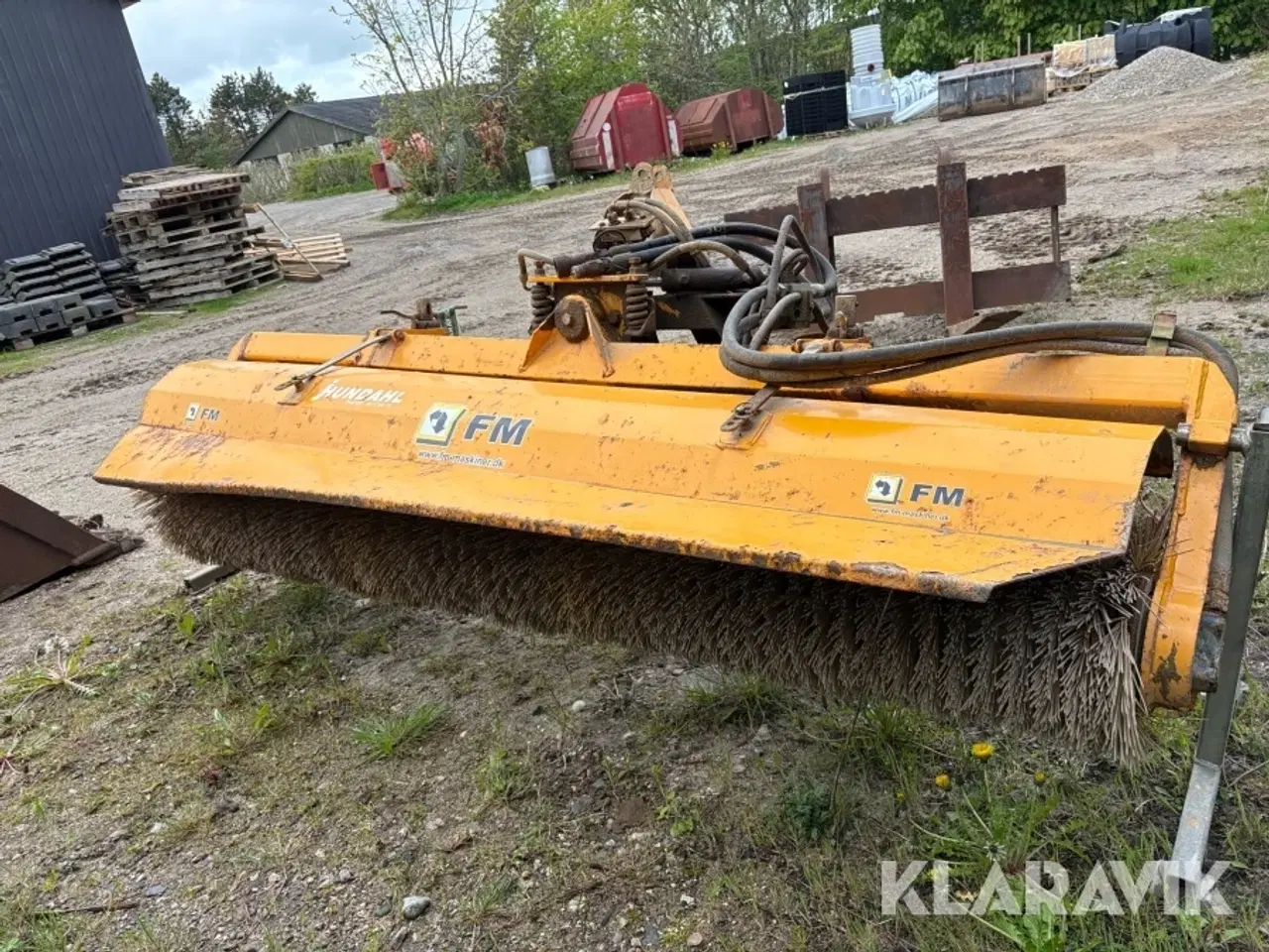 Billede 8 - Fejekost FM 243 centimeter med stativ