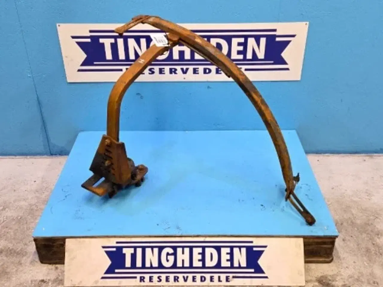 Billede 1 - Case Maxxum 150 Hjulskærm Beslag R.  47802224