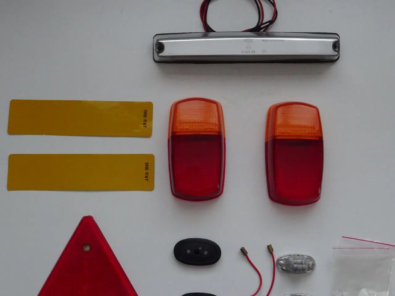 Billede 1 - MKP campingvogn nye baglygter,nr pladelys,sidelys