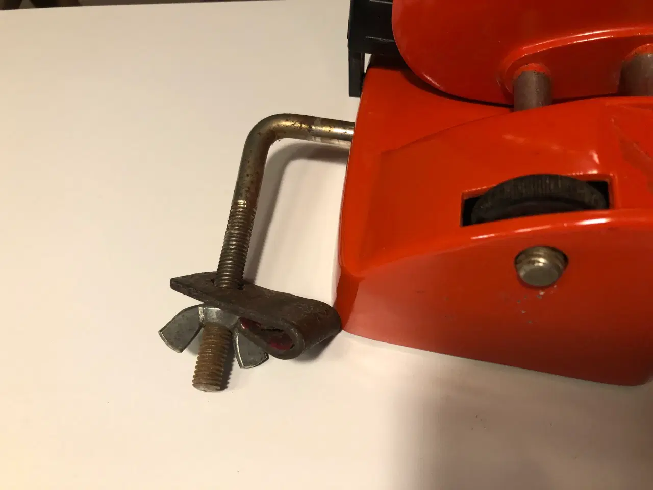 Billede 3 - EVA Brødskærer i rød med sort side