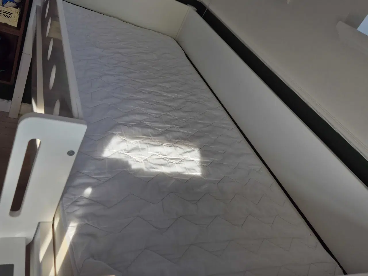 Billede 2 - Flexa halvhøj seng