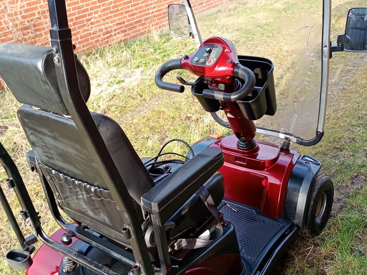 Billede 7 - Stor driftsikker 4-hjulet el-scooter med tag