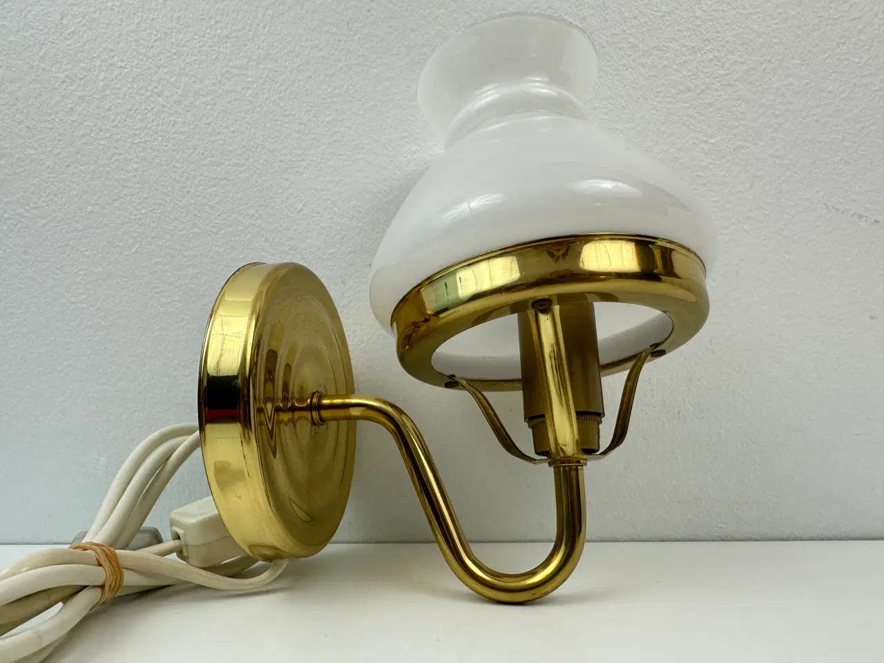 Billede 2 - Vintage messing lampe med opalglas