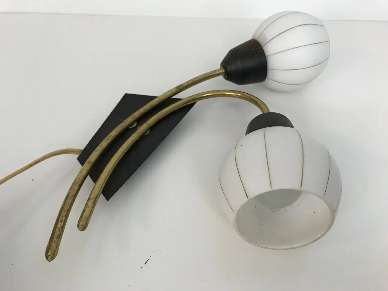 Billede 8 - Vintage væglampe i messing og opalglas