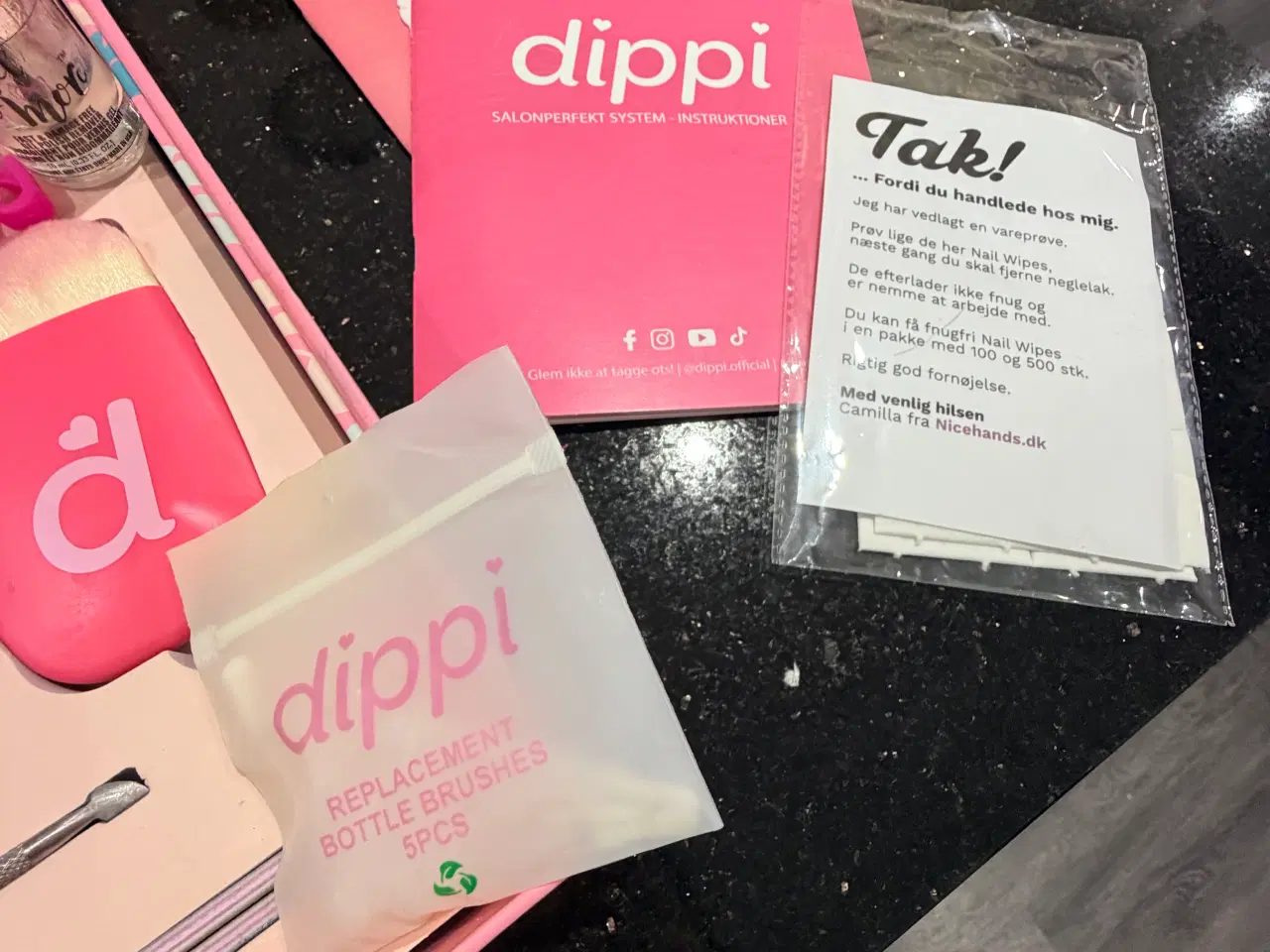 Billede 4 - Dippi Powder neglesæt pink 