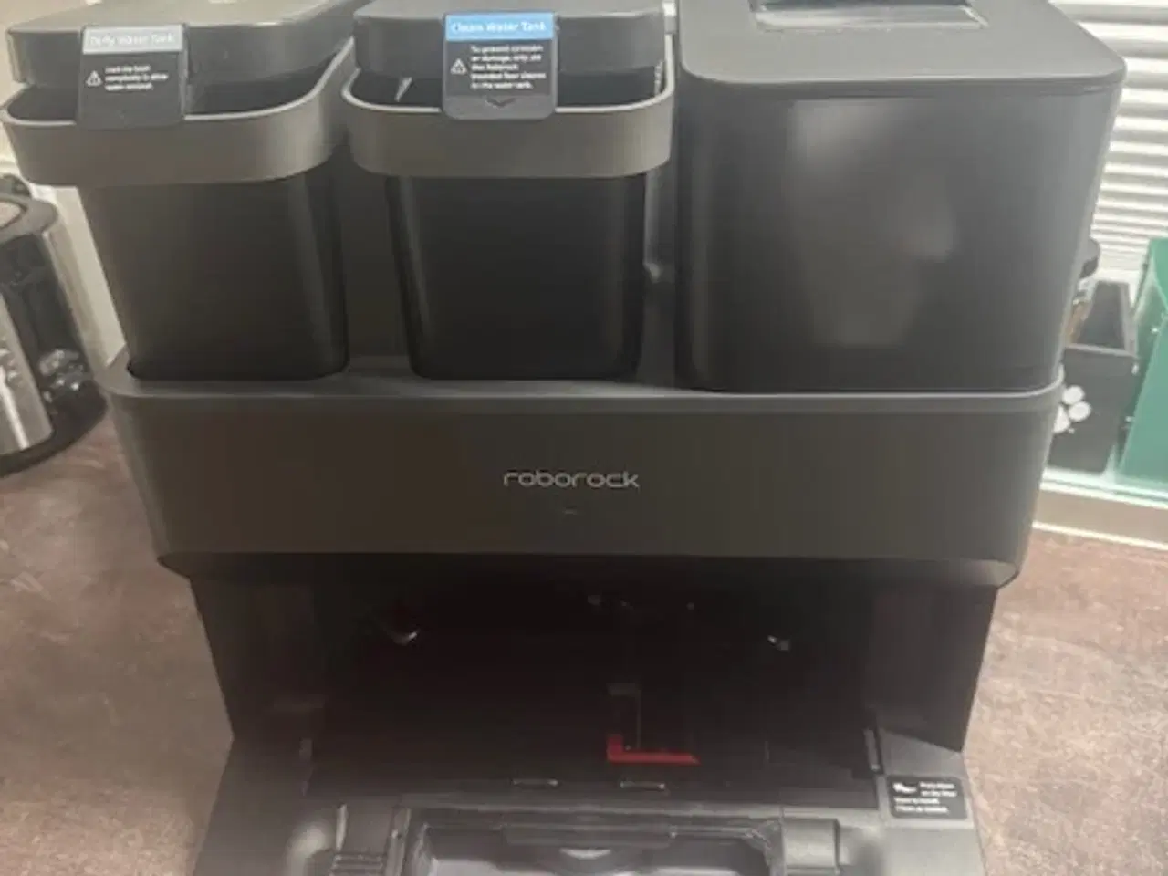 Billede 1 - 2½ år gammel Roborock S7 MaxV Ultra robotstøvsuger