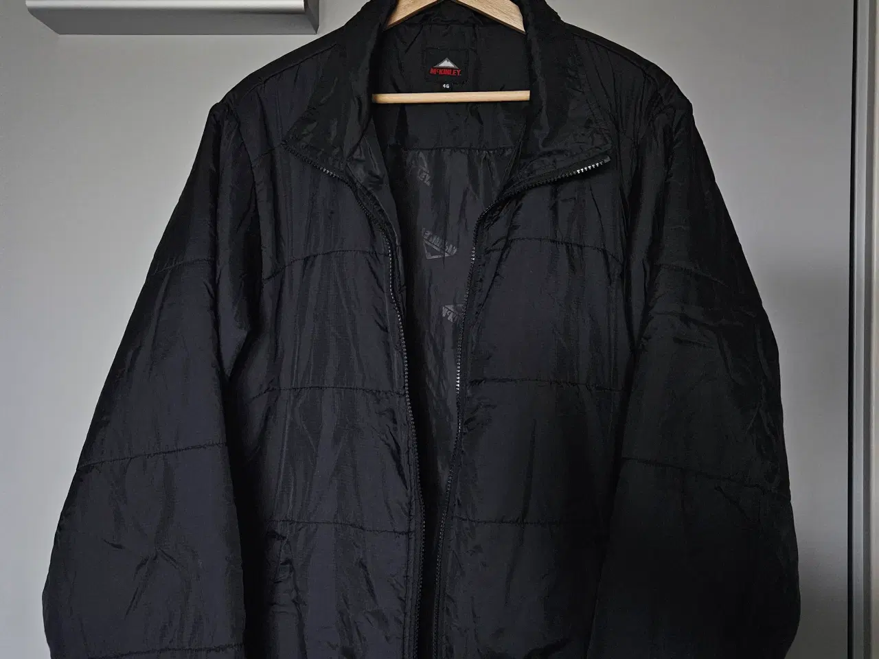 Billede 1 - Sort McKinley Jakke