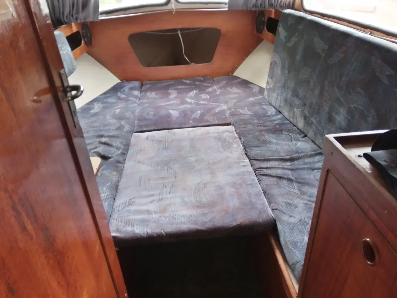 Billede 3 - kabinebåd med trailer og stor elspil