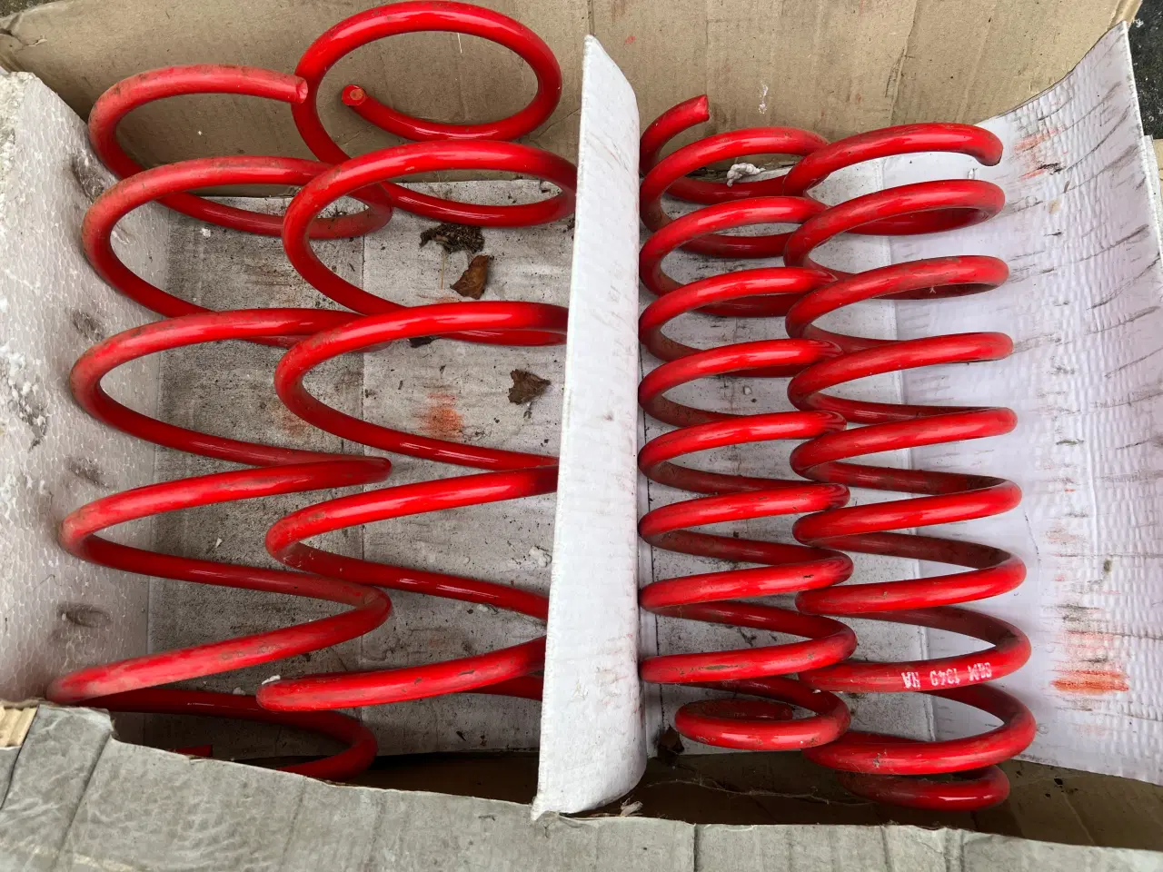 Billede 1 - SAAB 9000_nye sænkningsfjedre_40 mm.