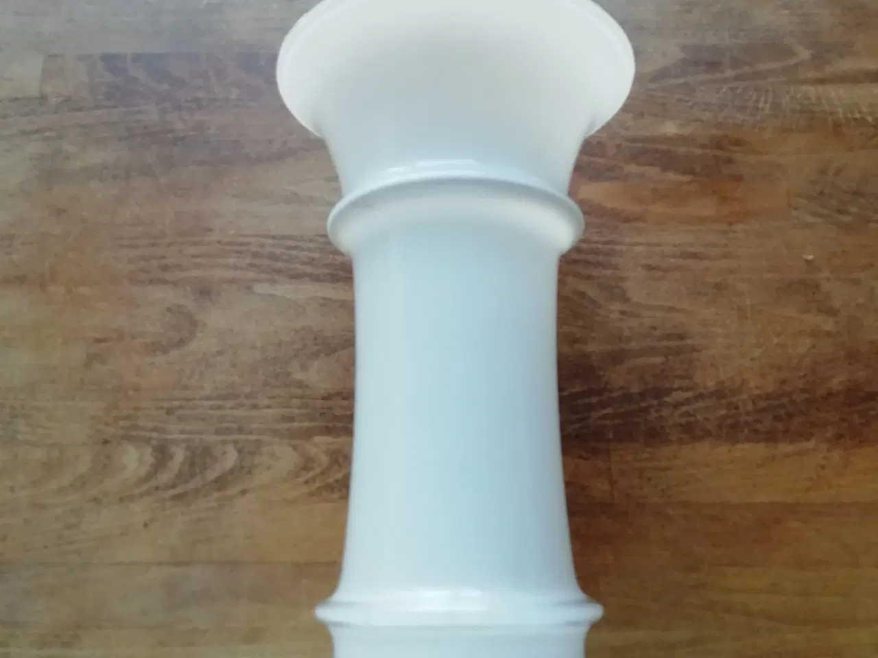 Billede 4 - Meget fin og elegant Holmegaard Vase