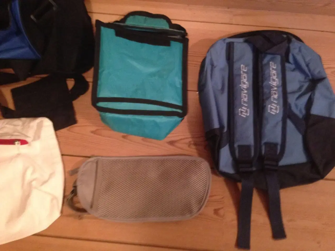 Billede 3 - 4 nye børne tasker/rygsæk mm 100 kr, inkl fragt