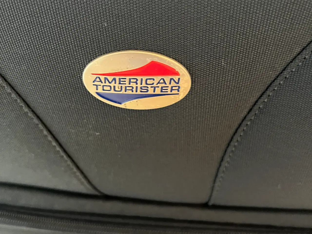 Billede 3 - Stor kuffert på hjul