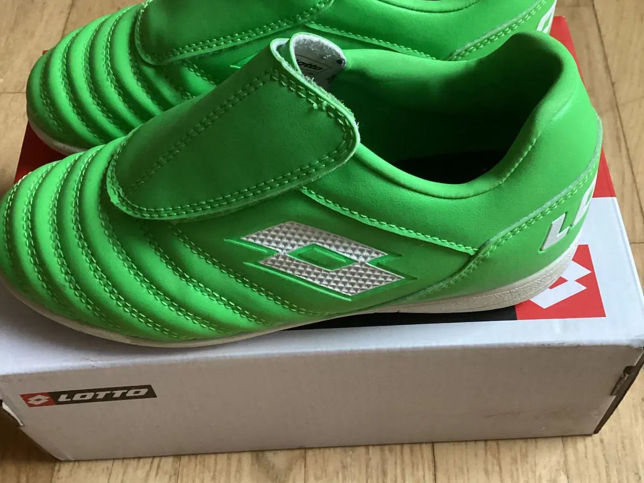 Billede 4 - Indendørssko i grøn med velcro