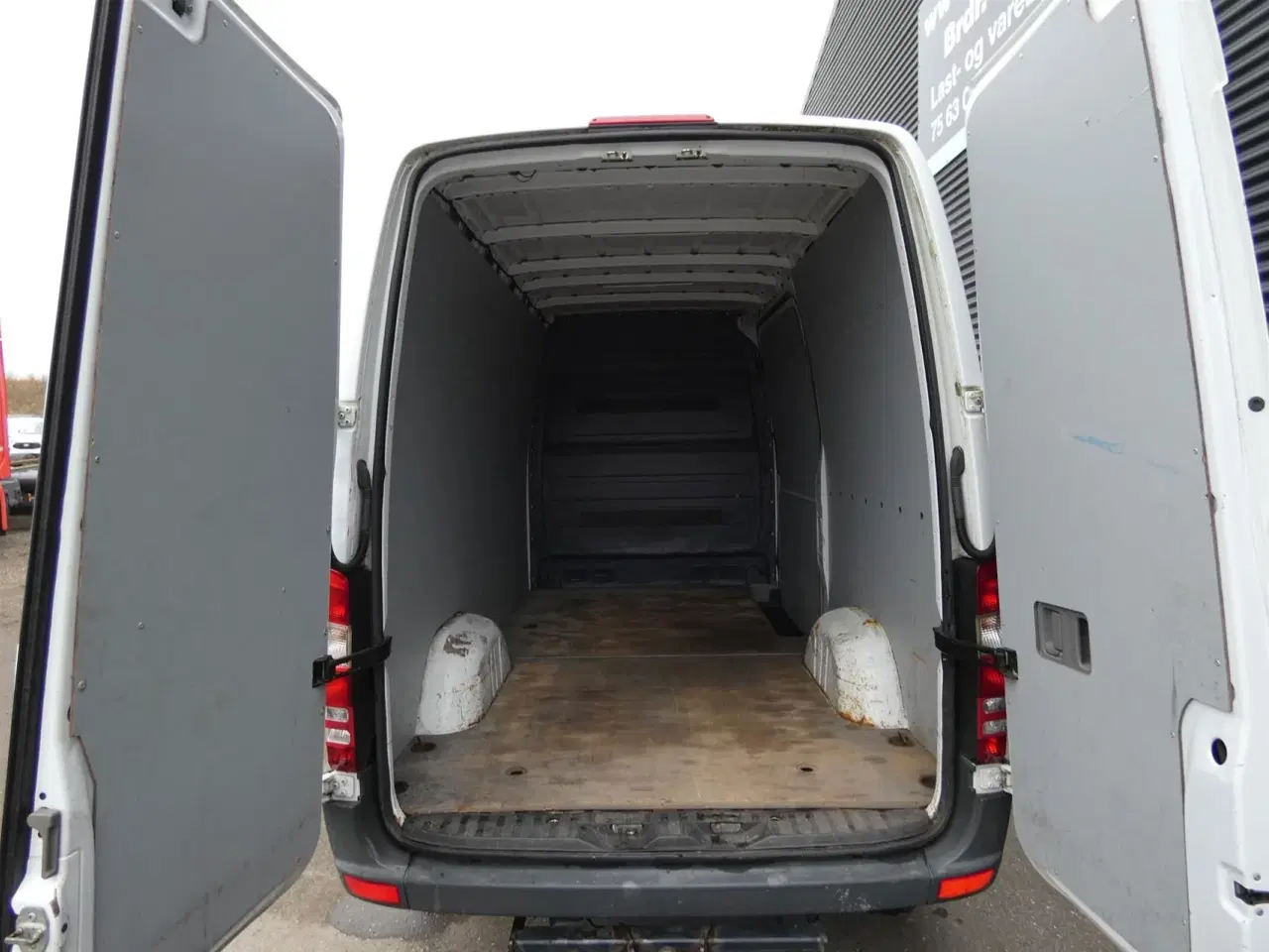 Billede 6 - Mercedes-Benz Sprinter 211 2,1 CDI A2 H2 114HK Van 6g