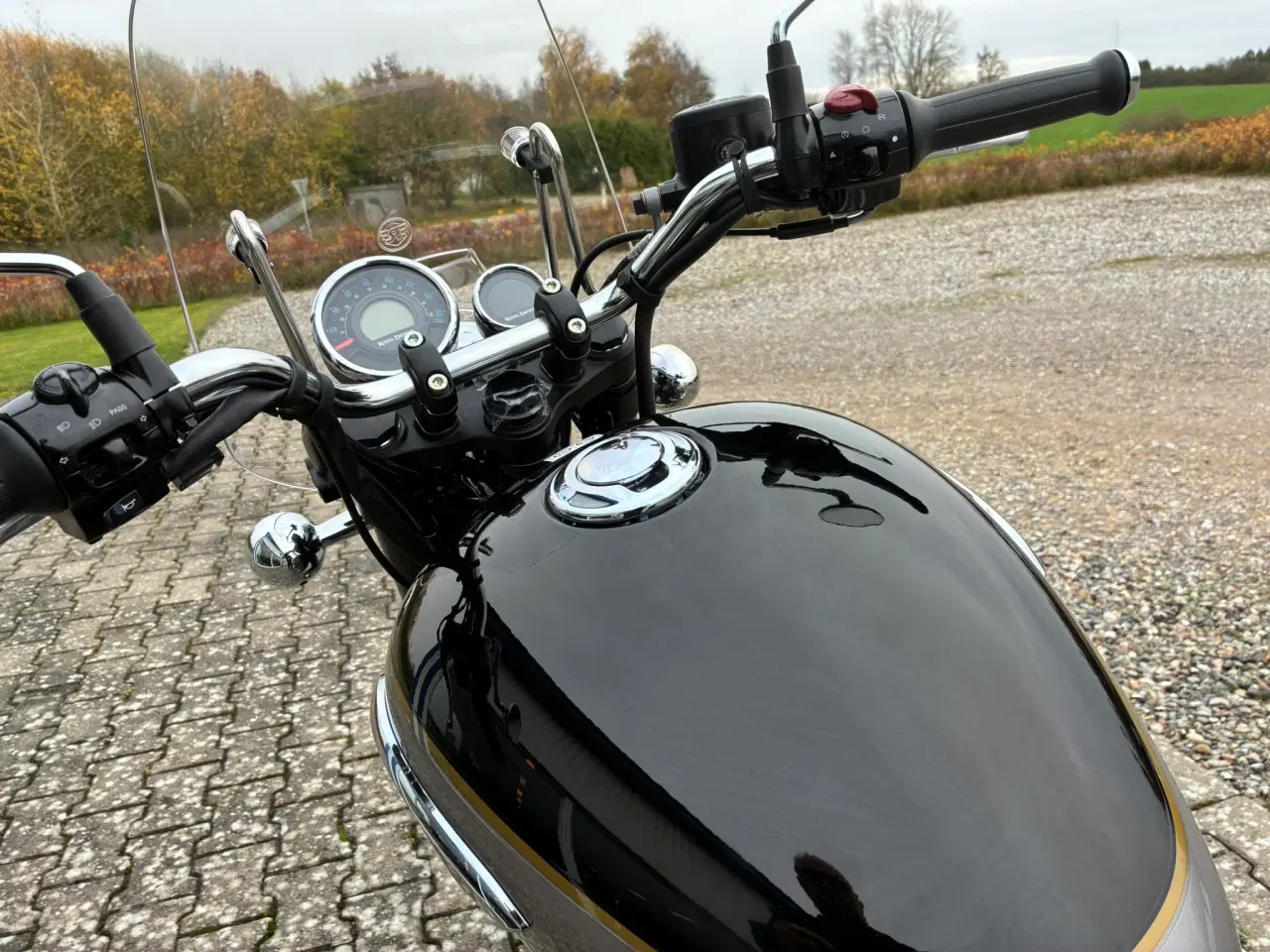 Billede 7 - Royal Enfield Meteor 350 Super Nova Classic-bike