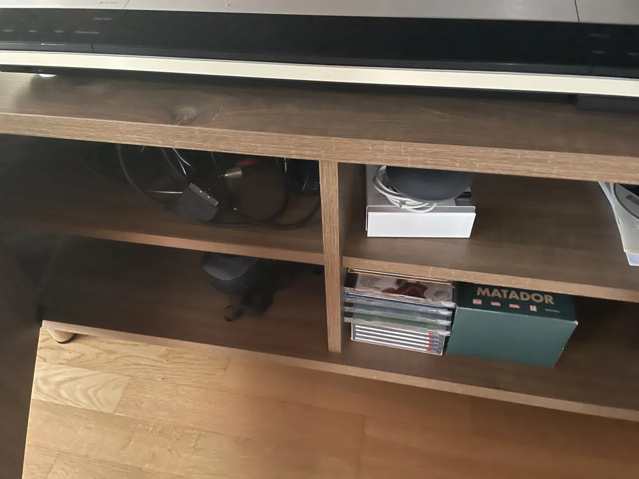 Billede 1 - Tv-møbel 