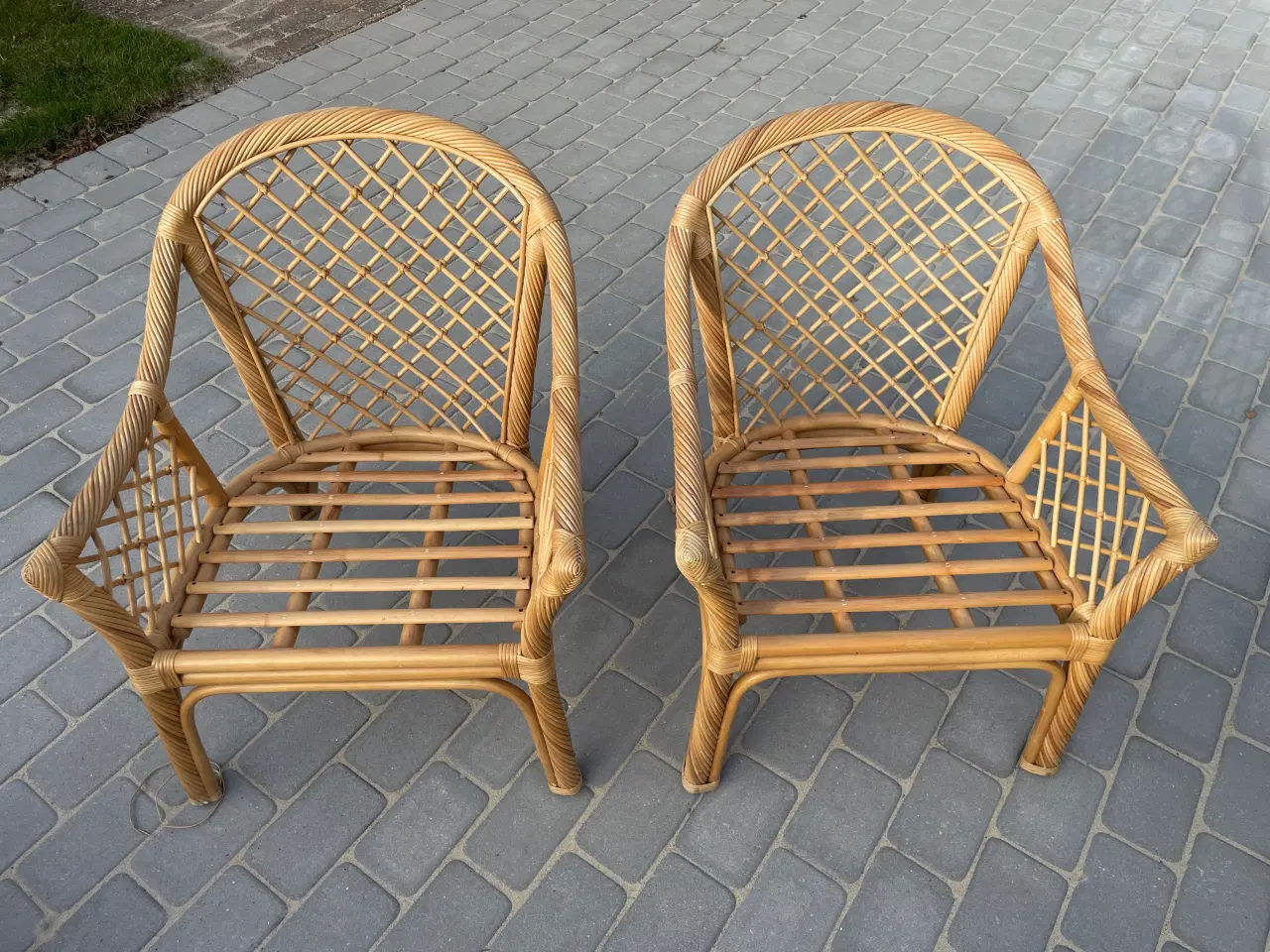 Billede 4 - Kurvemøbel/bambus sæt