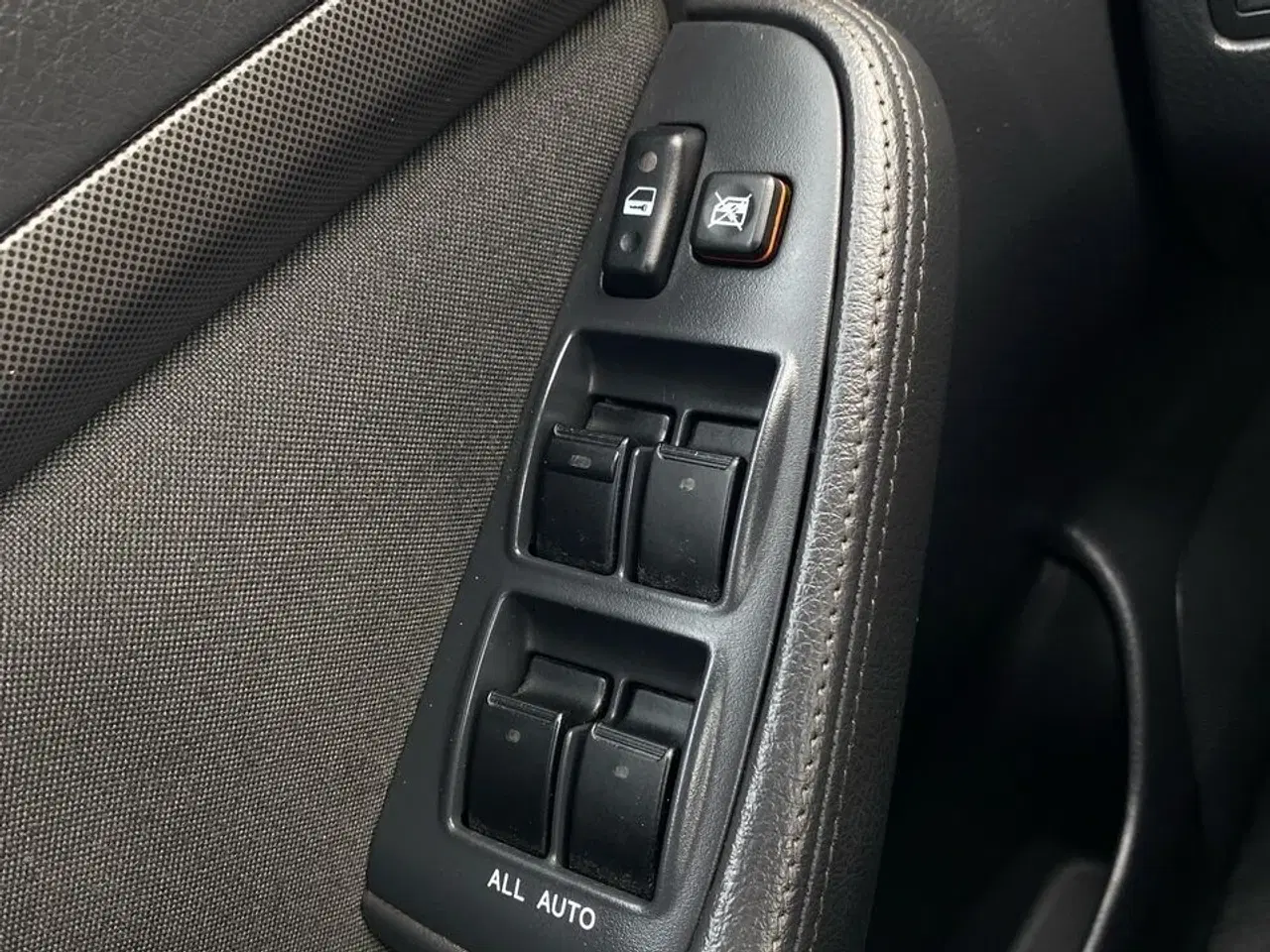 Billede 16 - Toyota Avensis 1,8 Linea Terra 129HK 5d