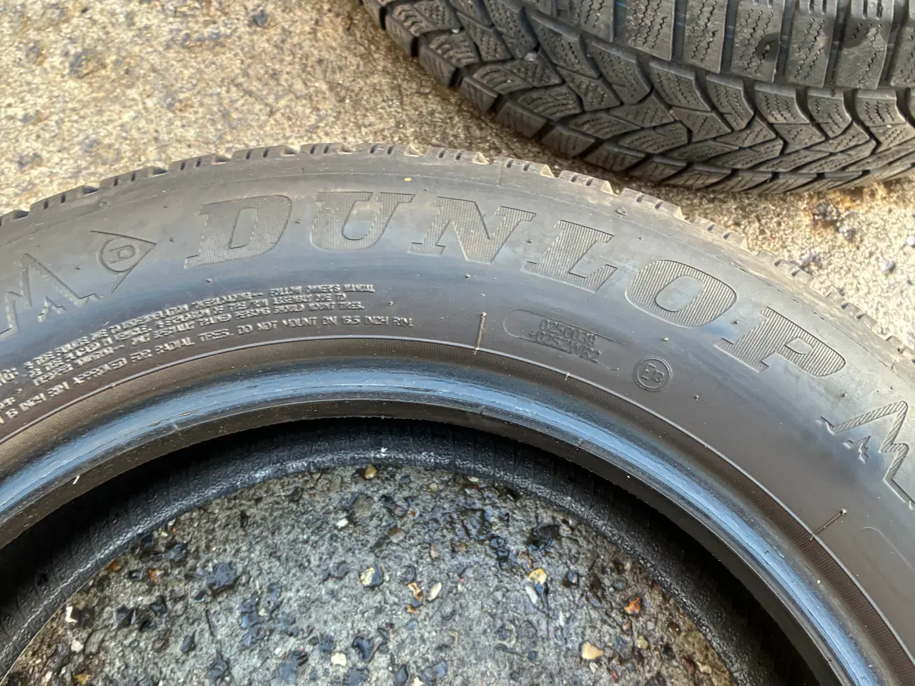 Billede 2 - 2 stk. kvalitets vinterdæk