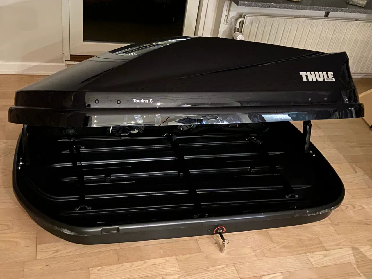 Billede 2 - Thule Touring S tagboks