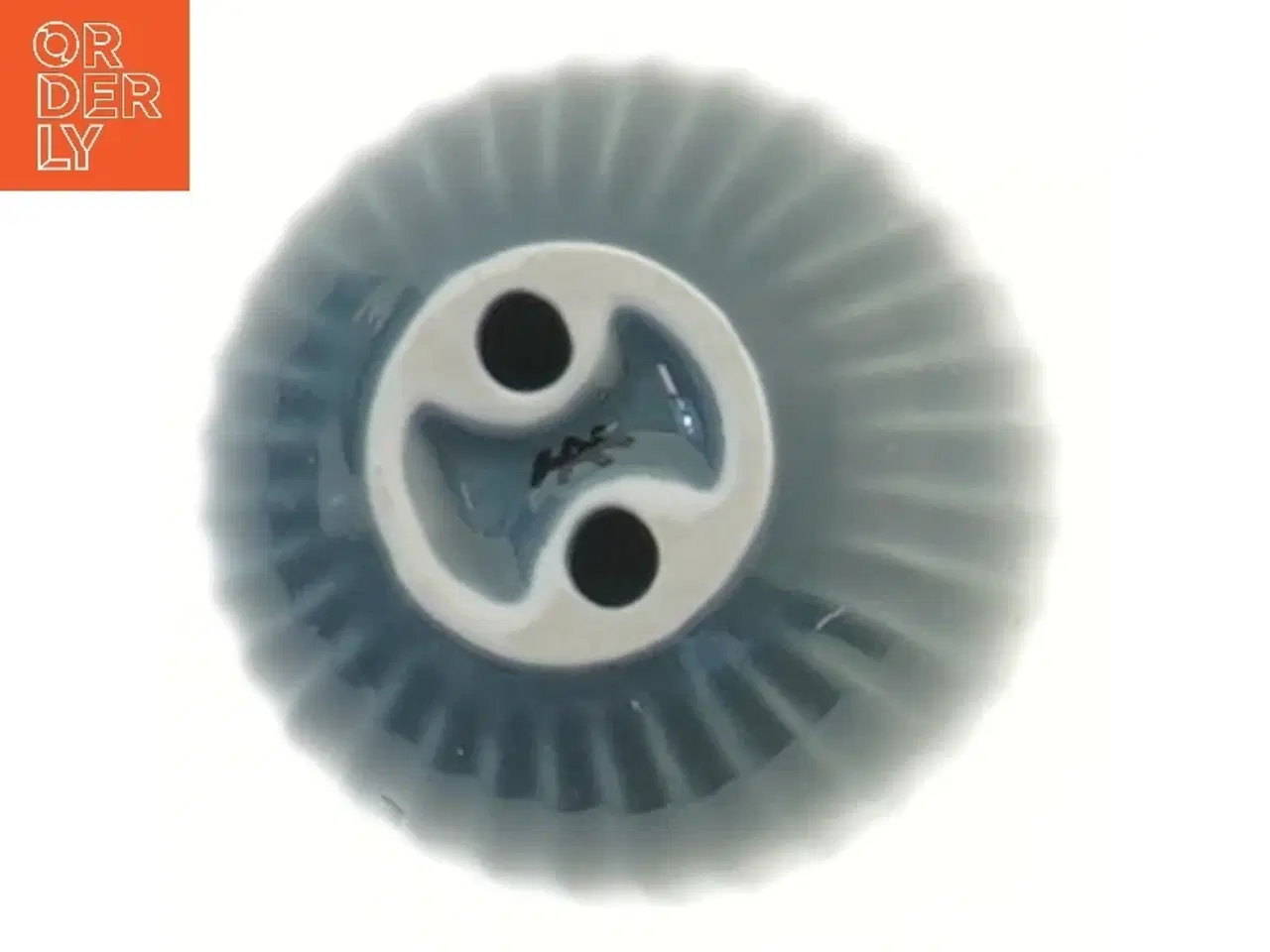 Billede 3 - Ribbet keramisk vase (str. 7,5x6,5 cm)