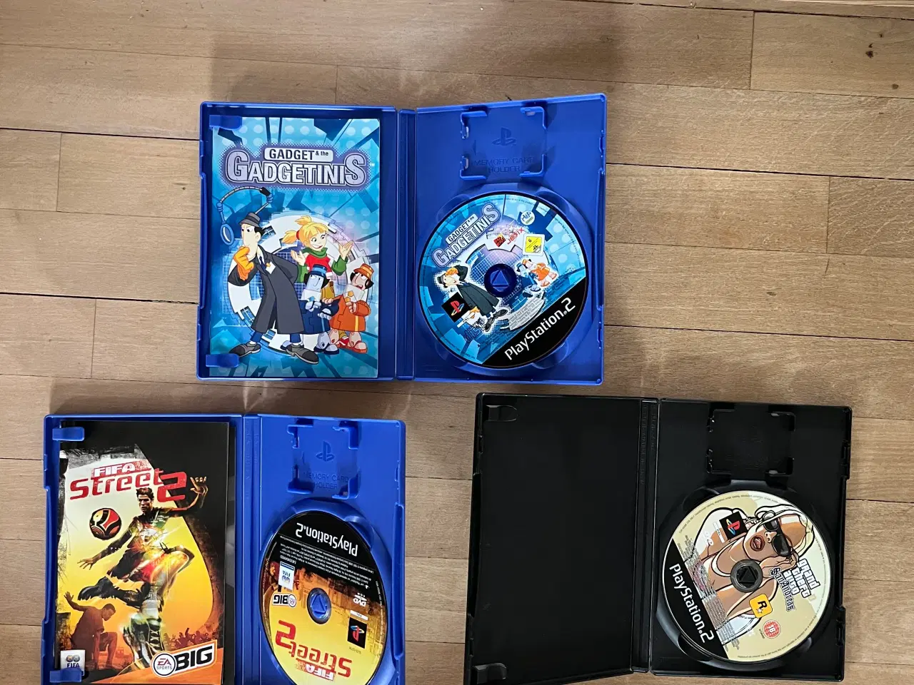 Billede 10 - Playstation 2 Fat, m. 2 Controllere og 12 Spil