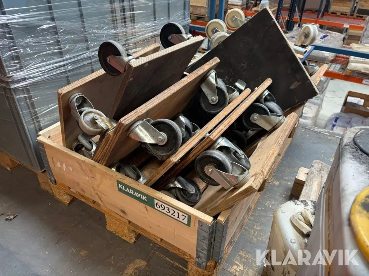 Billede 1 - Møbelhunde 14 styk assorterede