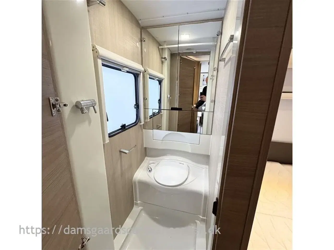 Billede 16 - 2017 - Adria Adora 522 UP Franskseng-Gulvtemp.-Mover-Aircon-Telt