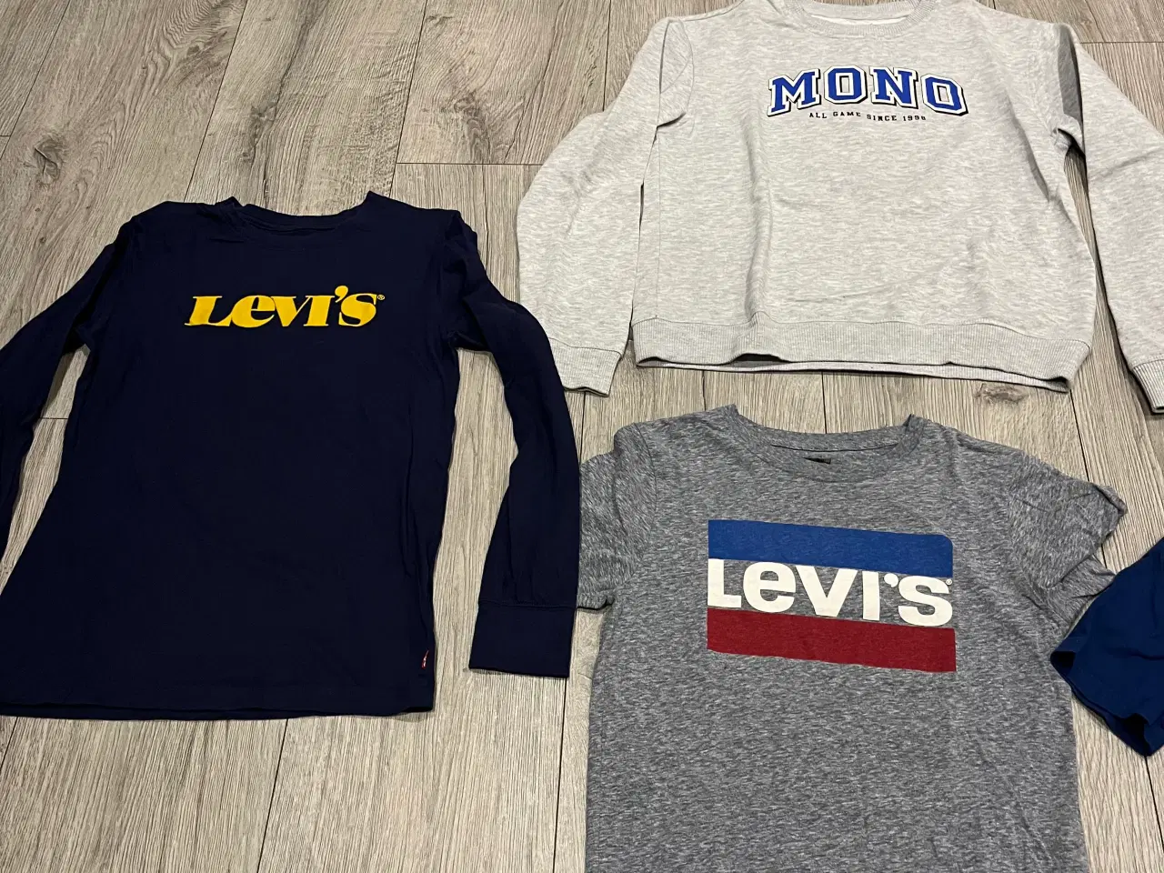 Billede 3 - Blandet trøjer str. 14 år