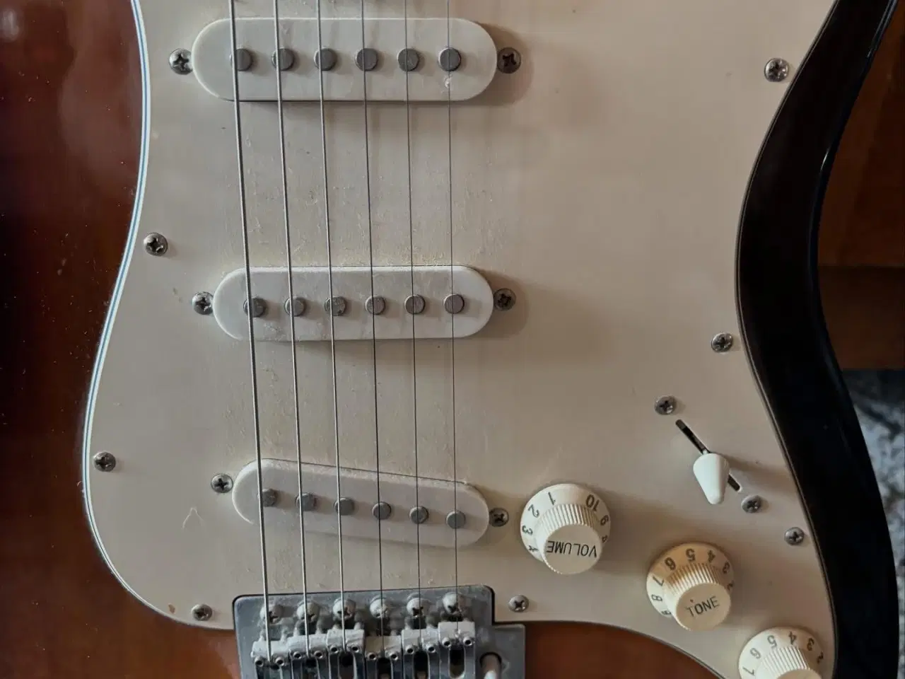Billede 8 - El guitar og forstærker sælges samlet 