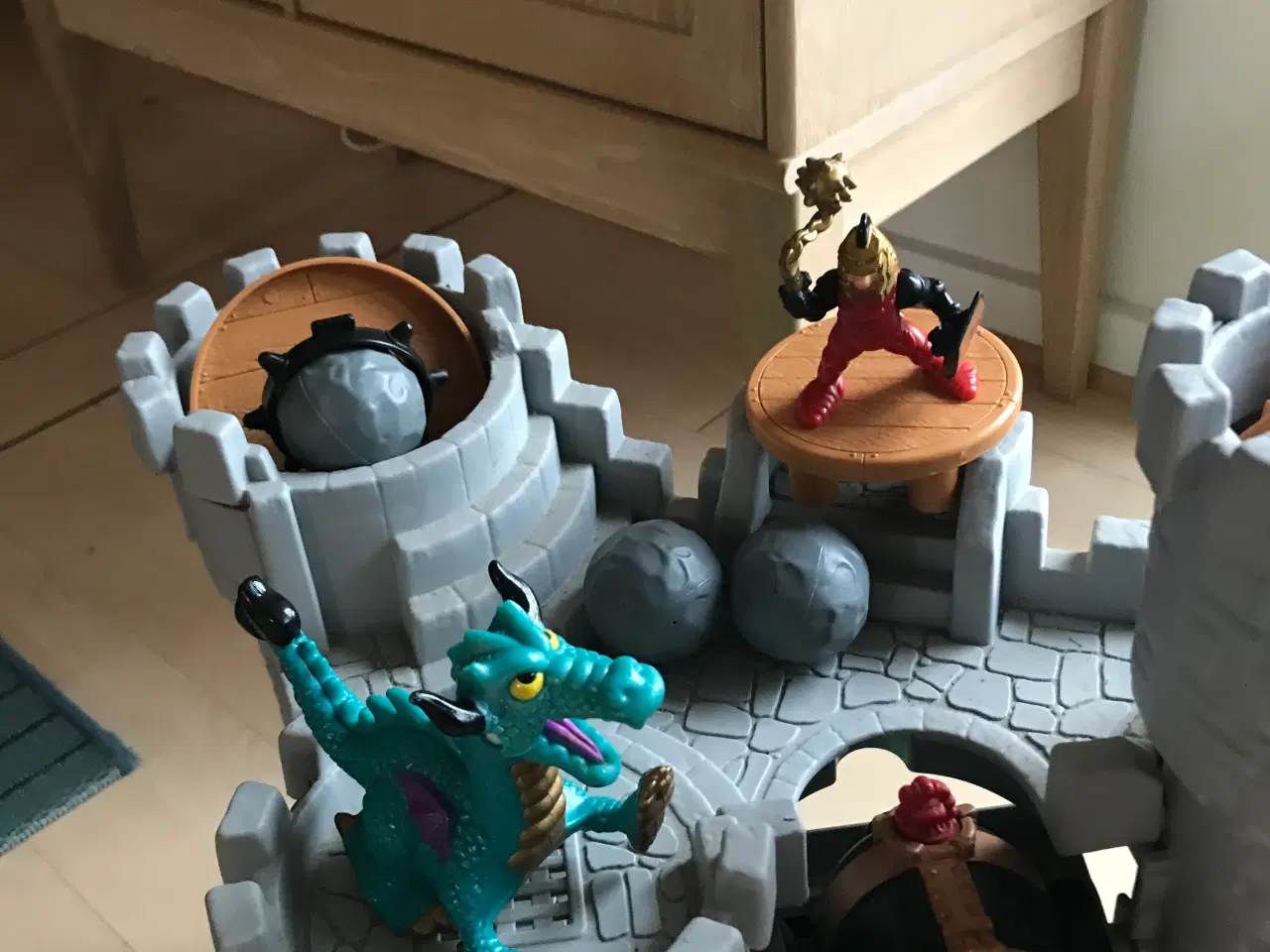 Billede 4 - DrageBorg og tårn