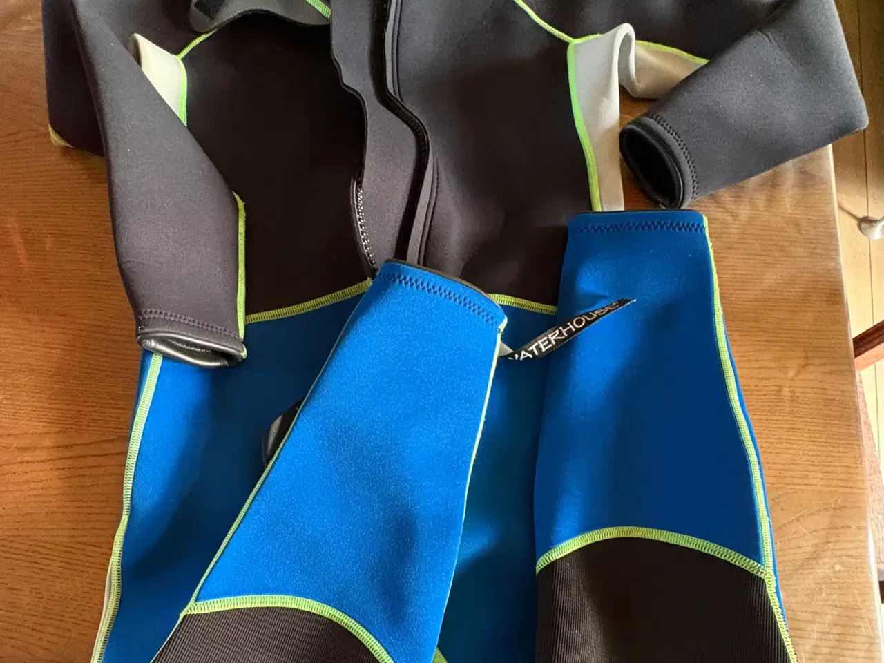Billede 7 - Våddragt