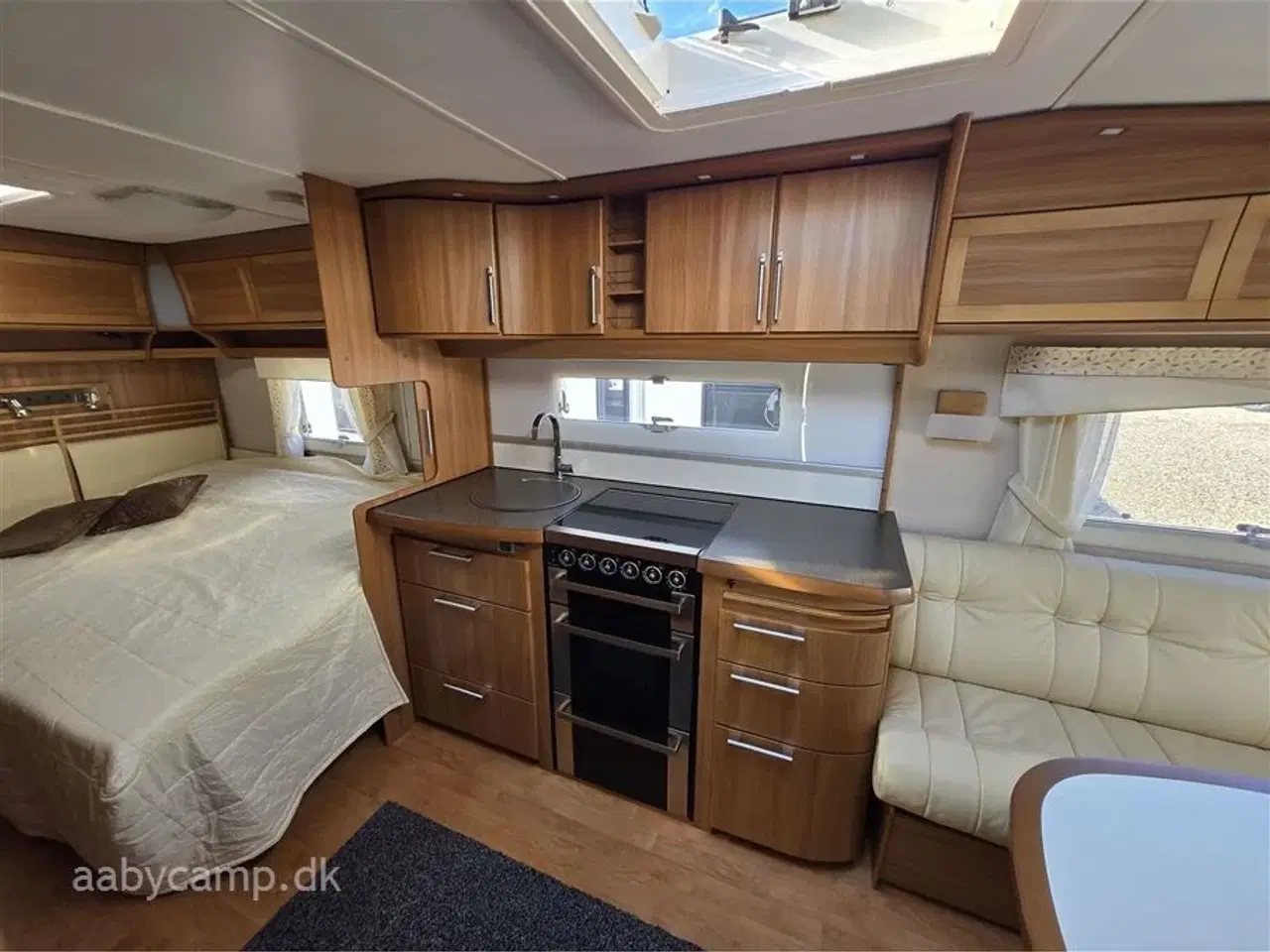 Billede 2 - 2012 - Kabe Royal 720 TDL U KS
