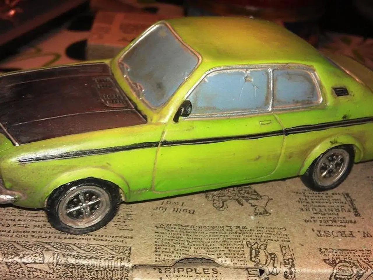 Billede 3 - Opel Manta modelbil.