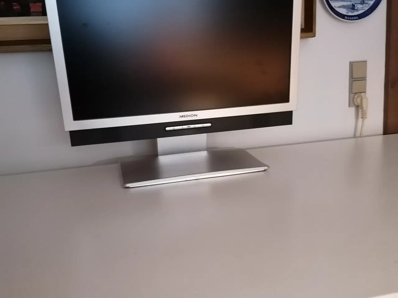 Billede 1 - PC skærme sælges. Giv et Bud.