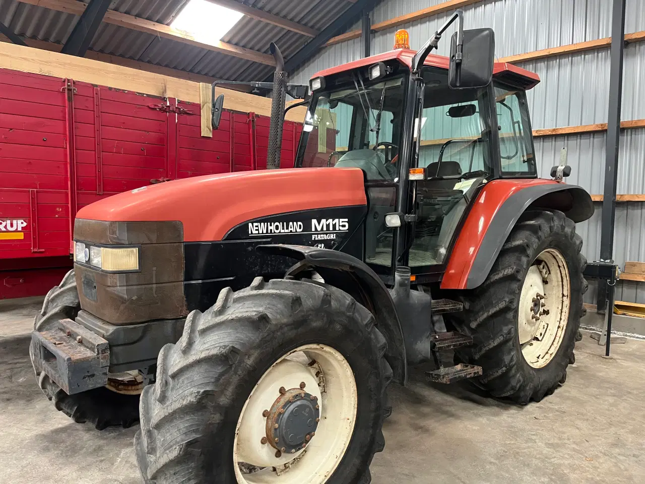 Billede 1 - New Holland M115